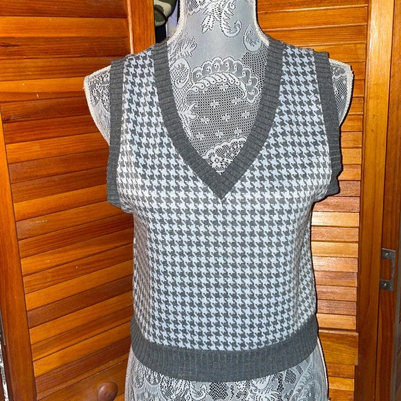 Y2K sweats vest - Picture 2 of 4